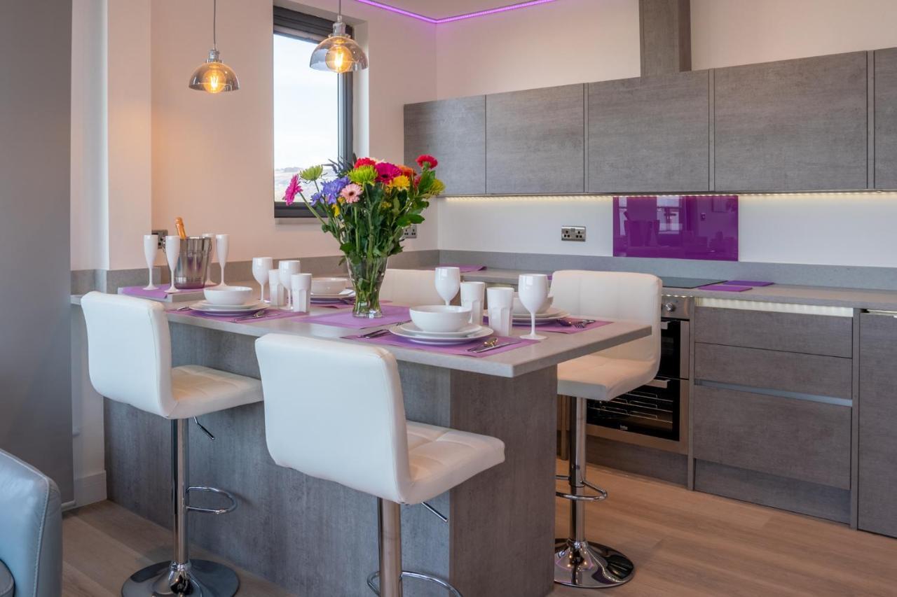 Central Penthouse With Hot Tub & Views 22 Cheltenham Exteriör bild