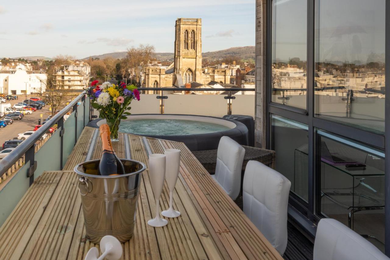 Central Penthouse With Hot Tub & Views 22 Cheltenham Exteriör bild